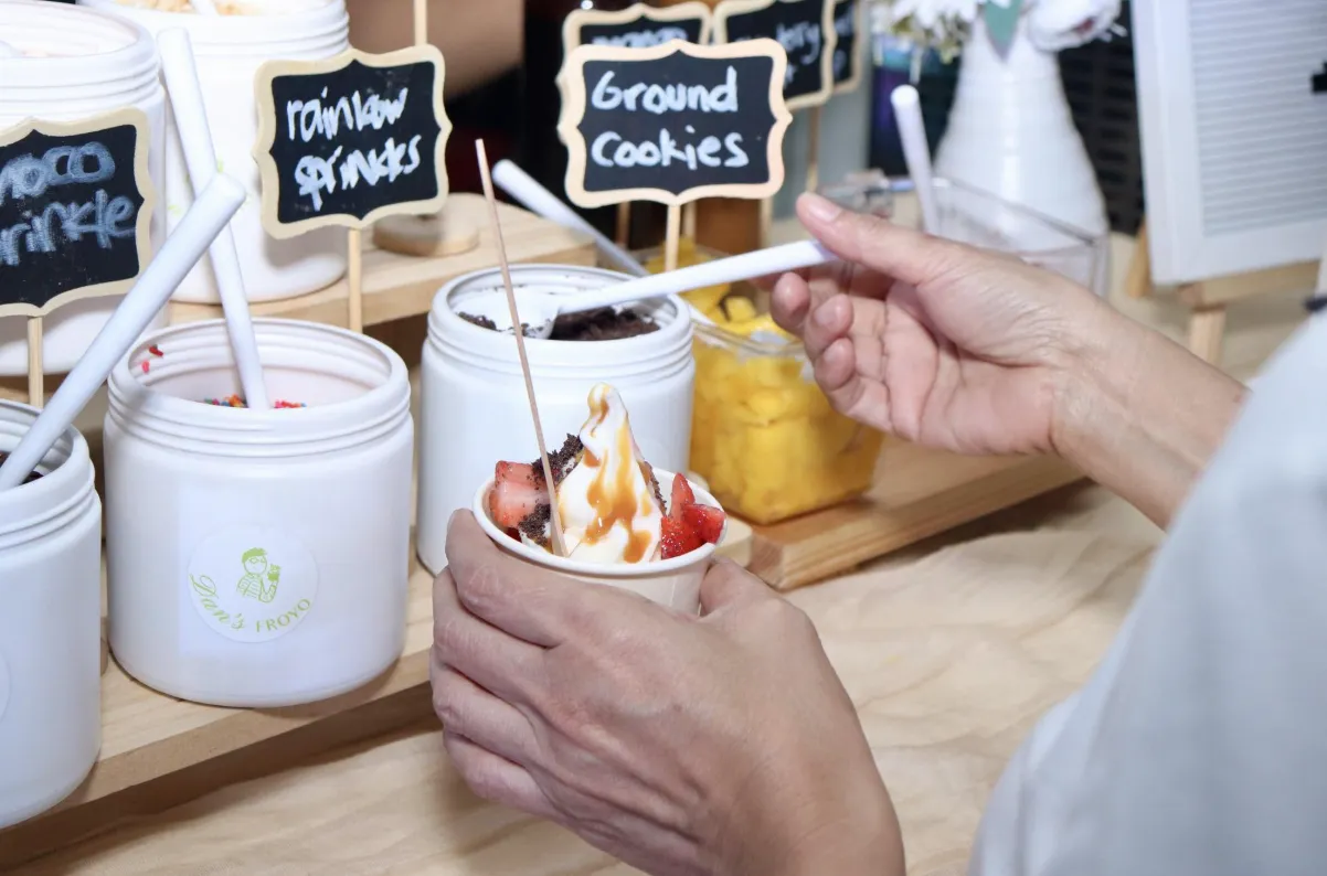 Dan's Froyo cart at a wedding reception